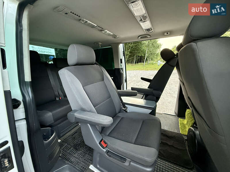 Минивэн Volkswagen Multivan 2011 в Хмельницком