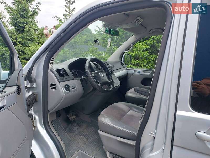 Мінівен Volkswagen Multivan 2007 в Богуславі
