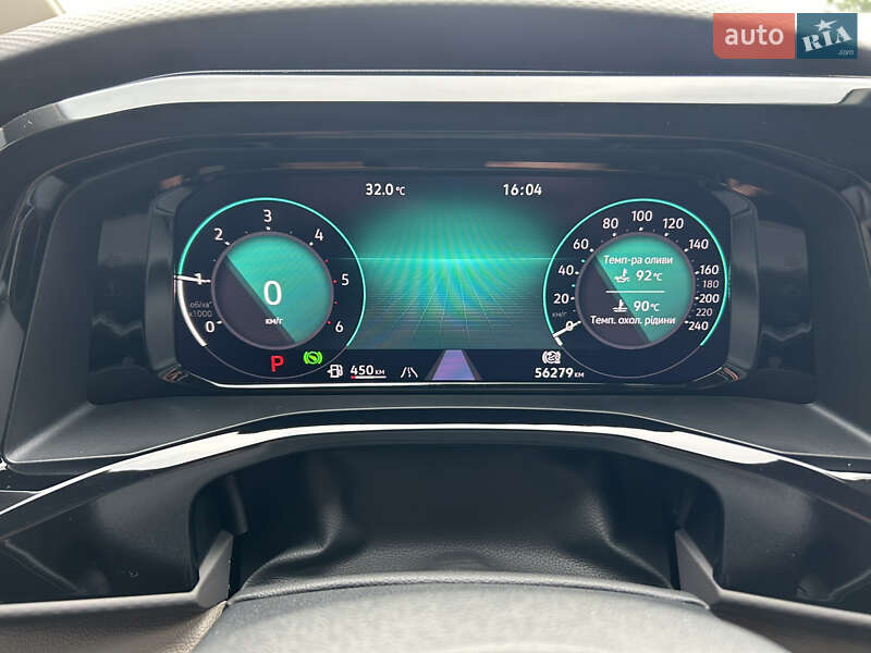 Минивэн Volkswagen Multivan 2023 в Киеве