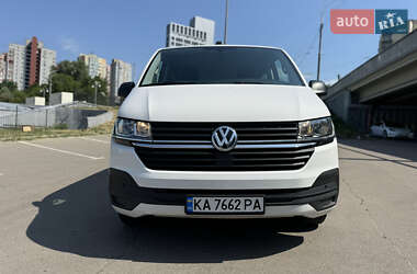 Мінівен Volkswagen Multivan 2020 в 
