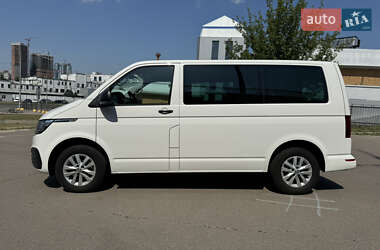 Мінівен Volkswagen Multivan 2020 в 