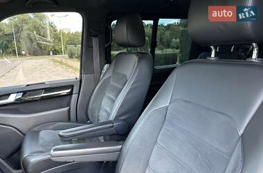 Мінівен Volkswagen Multivan 2016 в 