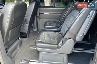 Мінівен Volkswagen Multivan 2016 в 