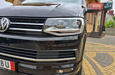 Минивэн Volkswagen Multivan 2016 в 