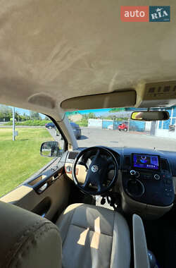 Минивэн Volkswagen Multivan 2007 в 
