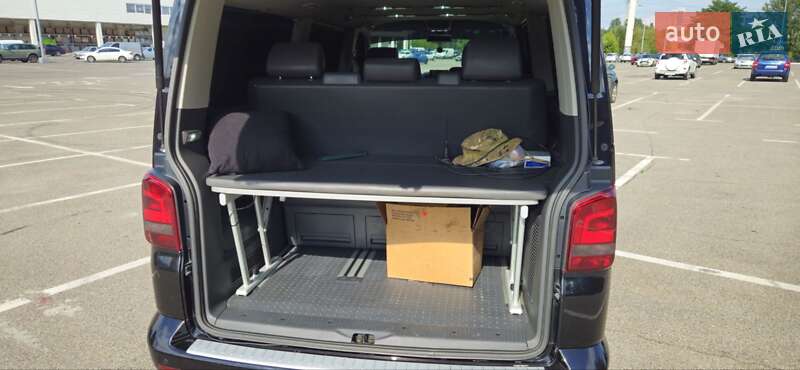 Минивэн Volkswagen Multivan 2013 в Киеве