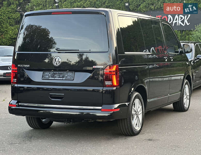 Мінівен Volkswagen Multivan 2024 в Києві