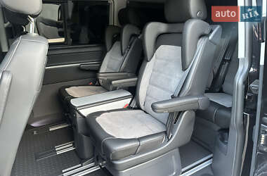Минивэн Volkswagen Multivan 2024 в 