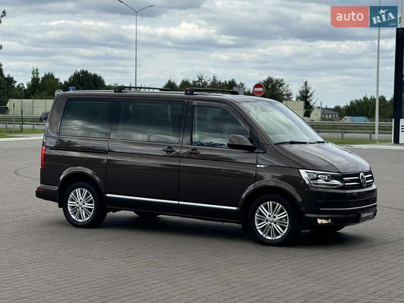 Минивэн Volkswagen Multivan 2016 в Ровно