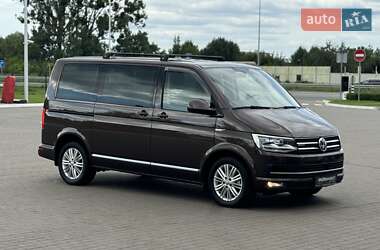 Минивэн Volkswagen Multivan 2016 в 
