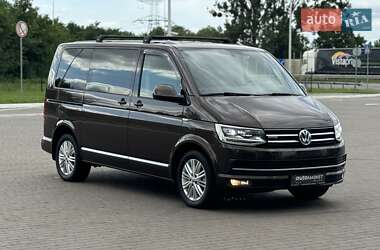 Минивэн Volkswagen Multivan 2016 в 