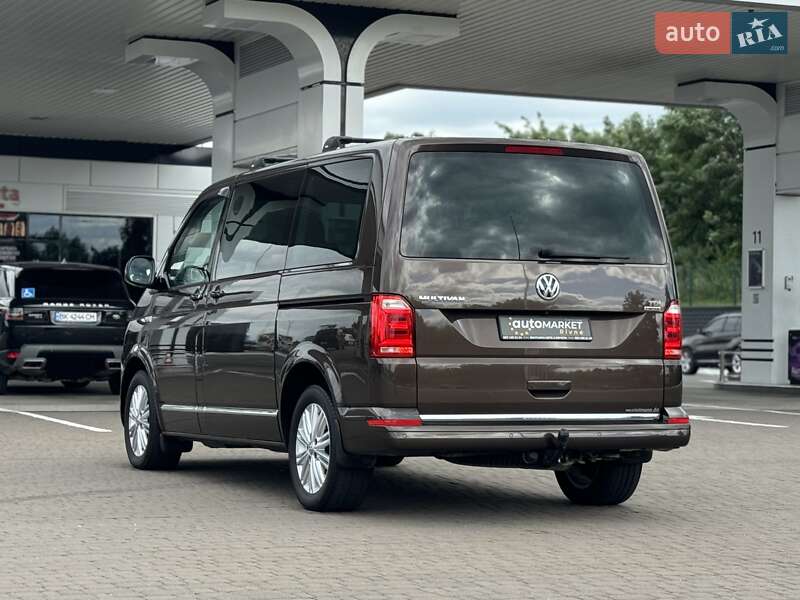 Минивэн Volkswagen Multivan 2016 в Ровно