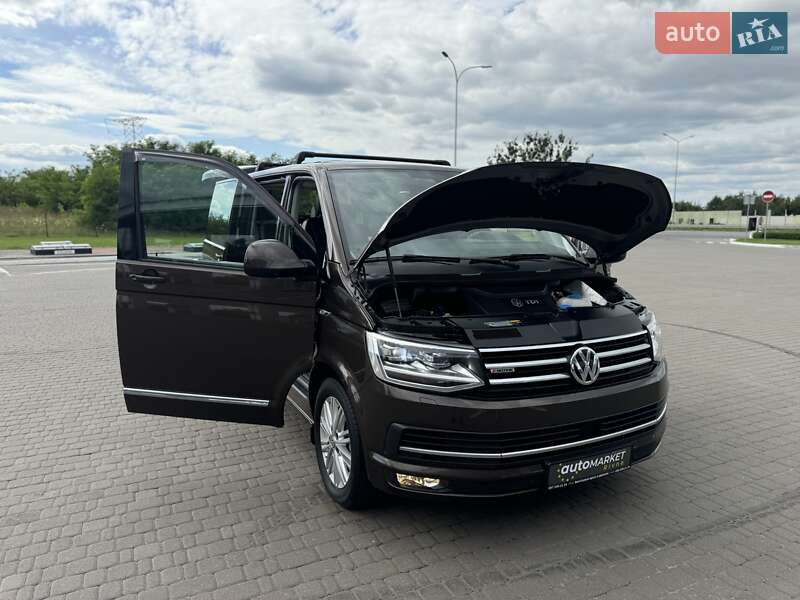 Минивэн Volkswagen Multivan 2016 в Ровно