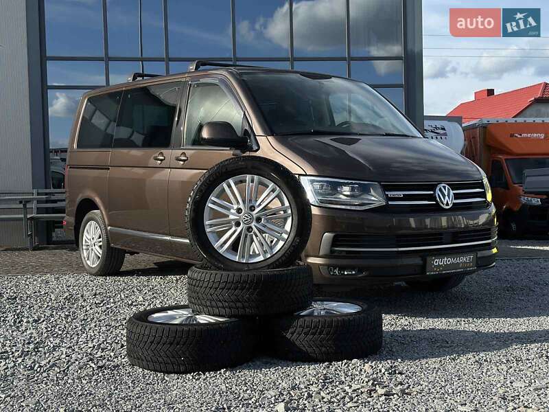 Минивэн Volkswagen Multivan 2016 в Ровно