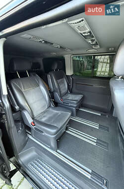 Минивэн Volkswagen Multivan 2015 в 