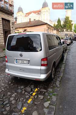 Минивэн Volkswagen Multivan 2006 в 