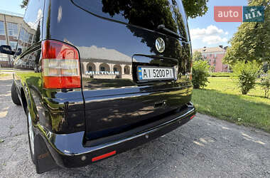 Минивэн Volkswagen Multivan 2008 в 