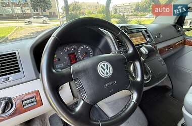 Минивэн Volkswagen Multivan 2008 в 