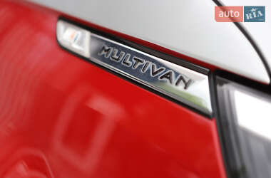 Минивэн Volkswagen Multivan 2020 в 