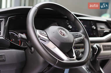 Минивэн Volkswagen Multivan 2020 в 