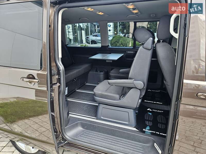 Минивэн Volkswagen Multivan 2019 в Киеве