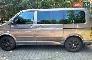 Минивэн Volkswagen Multivan 2006 в 