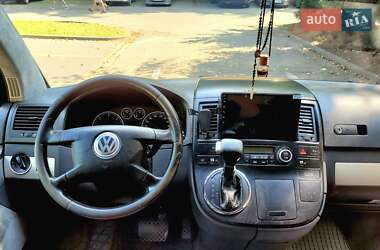 Минивэн Volkswagen Multivan 2006 в 
