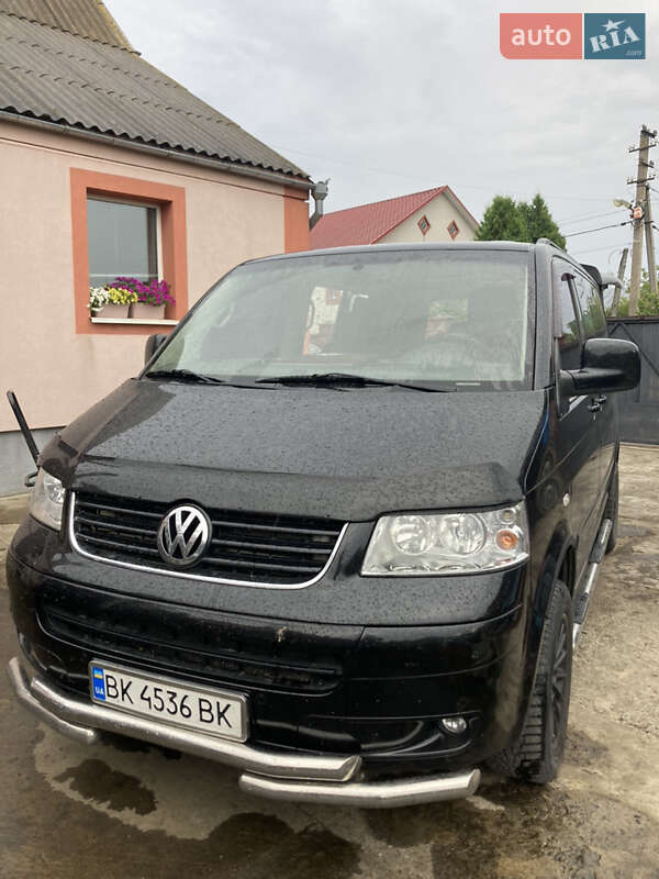 Минивэн Volkswagen Multivan 2007 в 