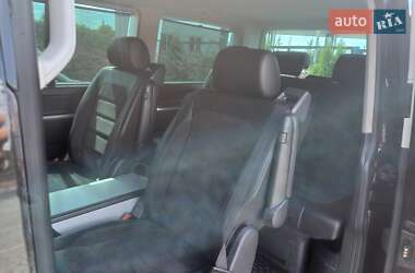 Минивэн Volkswagen Multivan 2016 в 