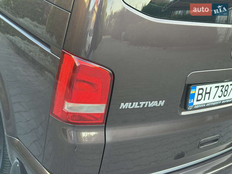 Минивэн Volkswagen Multivan 2015 в Одессе
