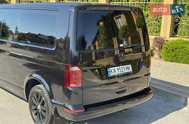 Минивэн Volkswagen Multivan 2016 в 