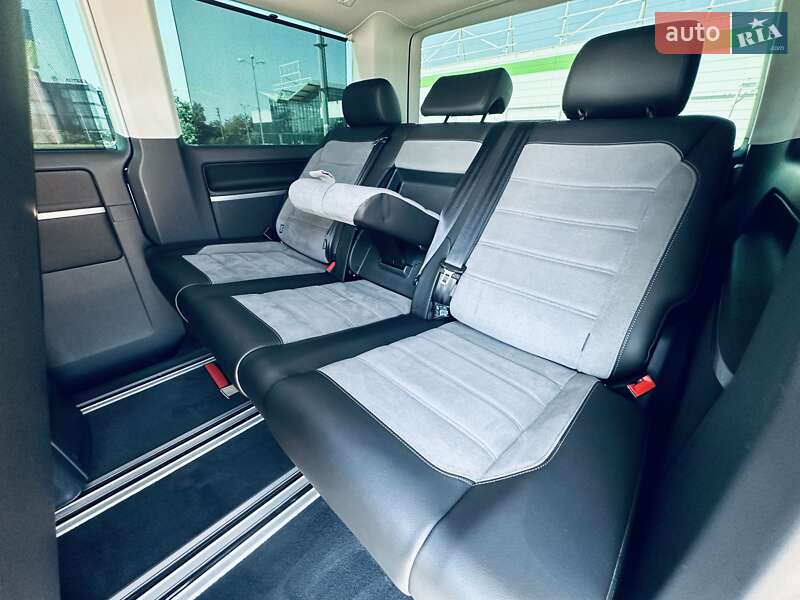 Минивэн Volkswagen Multivan 2020 в Одессе