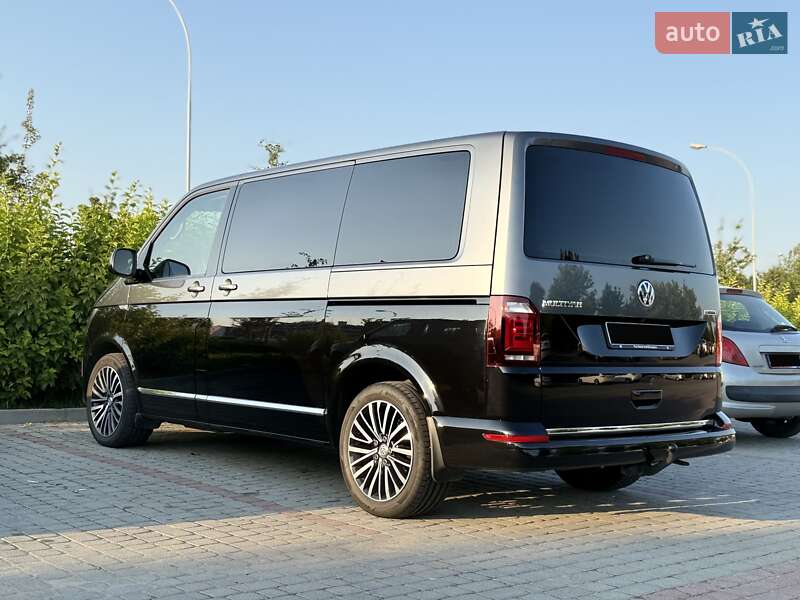 Минивэн Volkswagen Multivan 2018 в Львове