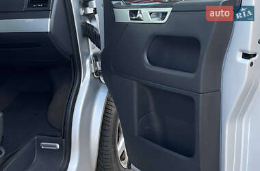 Минивэн Volkswagen Multivan 2009 в 