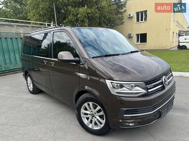 Минивэн Volkswagen Multivan 2017 в Днепре