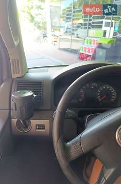 Минивэн Volkswagen Multivan 2006 в 