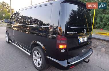 Минивэн Volkswagen Multivan 2004 в 