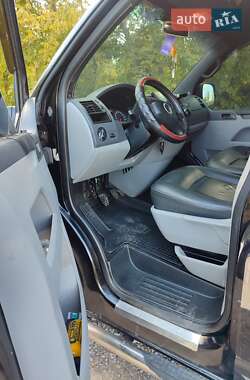 Минивэн Volkswagen Multivan 2004 в 