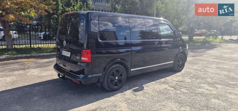 Мінівен Volkswagen Multivan 2013 в Львові