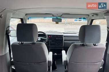 Минивэн Volkswagen Multivan 1990 в 