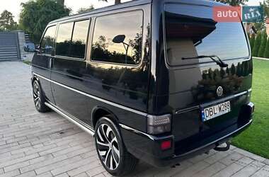 Минивэн Volkswagen Multivan 1990 в 