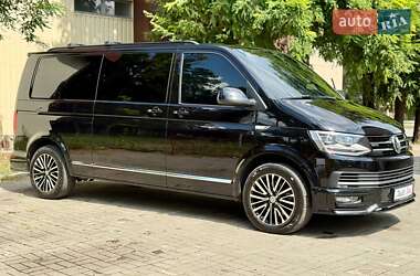 Минивэн Volkswagen Multivan 2016 в 