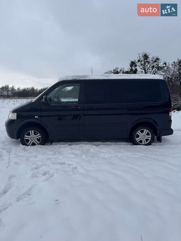 Мінівен Volkswagen Multivan 2008 в Бучі