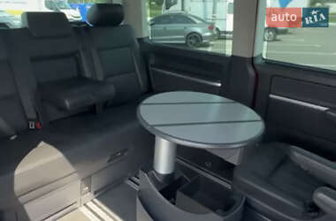Минивэн Volkswagen Multivan 2012 в 