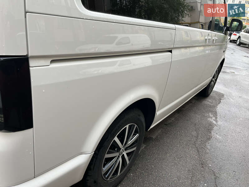 Минивэн Volkswagen Multivan 2013 в Белой Церкви