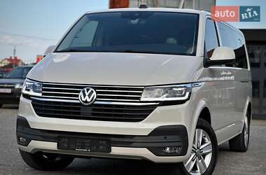 Минивэн Volkswagen Multivan 2020 в 