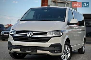 Минивэн Volkswagen Multivan 2020 в 