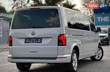 Минивэн Volkswagen Multivan 2020 в 
