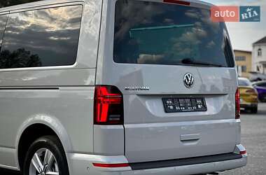 Минивэн Volkswagen Multivan 2020 в 