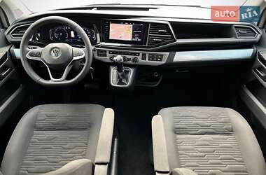 Минивэн Volkswagen Multivan 2020 в 